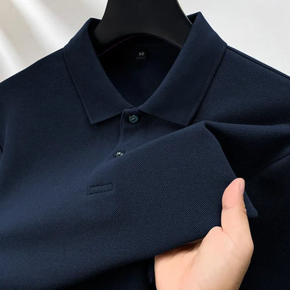 Langärmliges Herren-Poloshirt aus hochwertiger Baumwolle – Schlichte Eleganz und erstklassiger Tragekomfort 